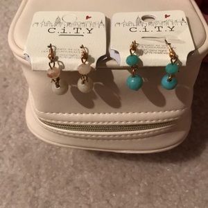 “Twice as nice” delicate ear rings set of two